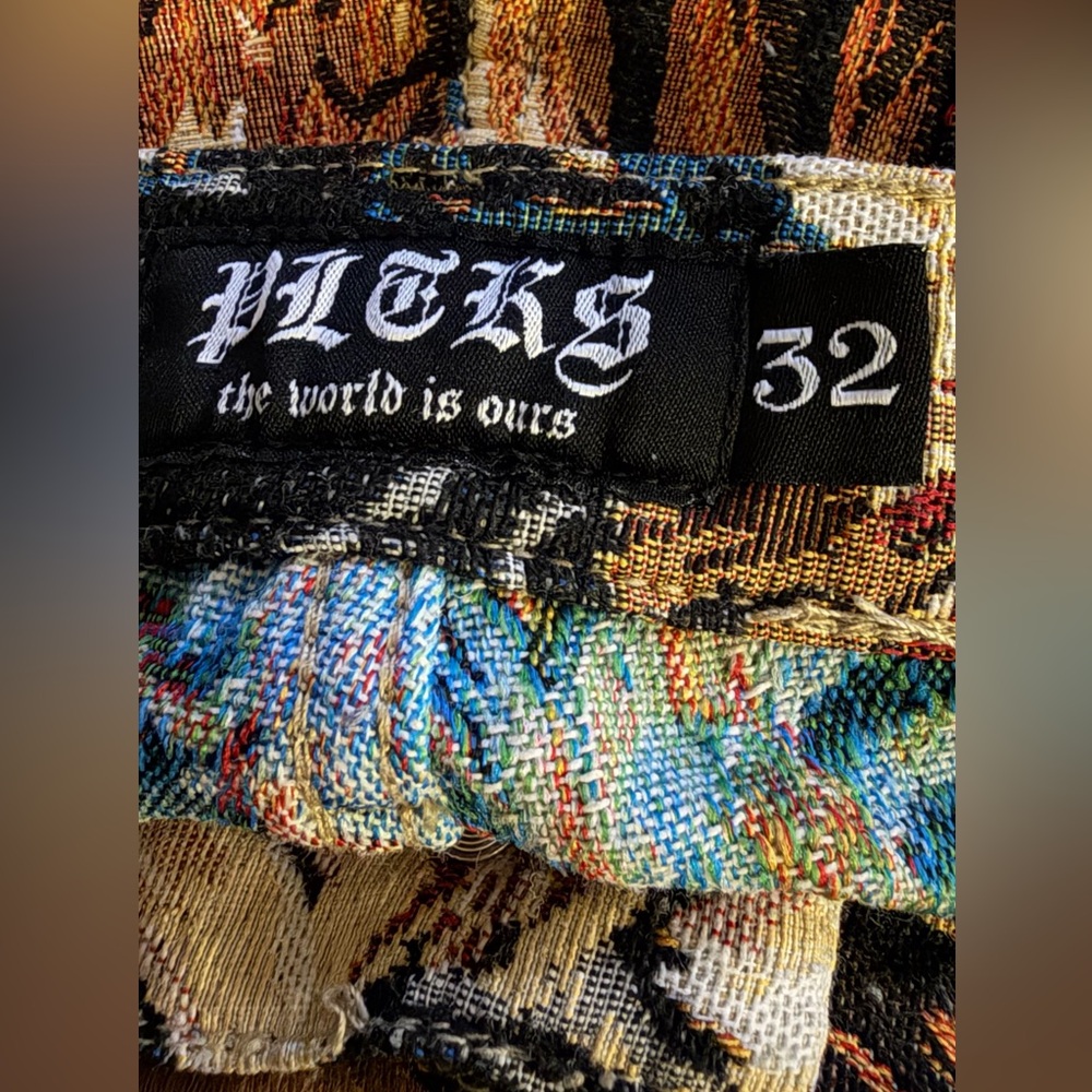 Floral tapestry Fringe men’s Pants in Beige & Black. - Picture 11 of 11